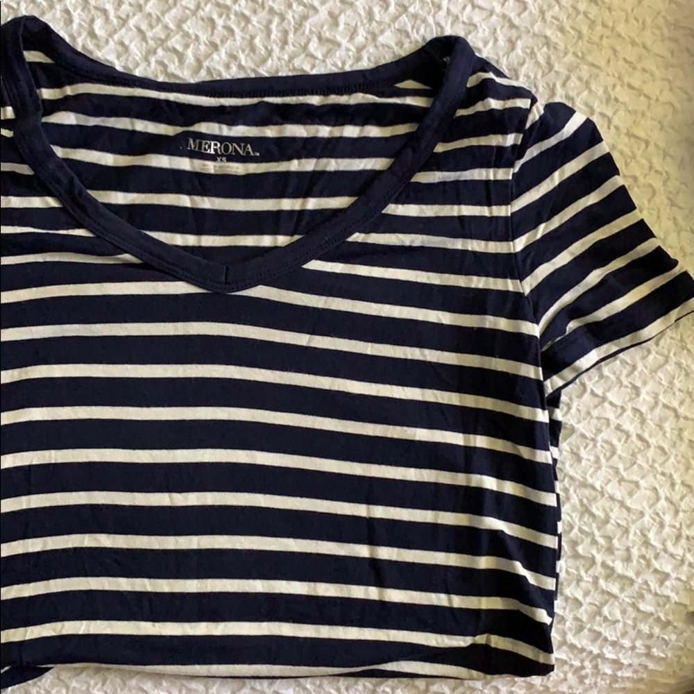 Stretchy tee